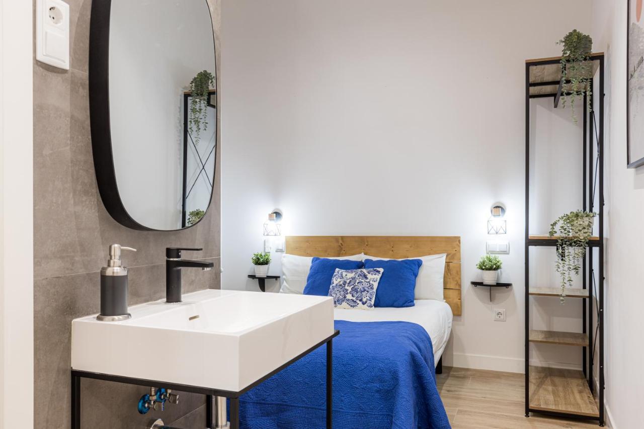 Latina XV Lägenhet Madrid Exteriör bild