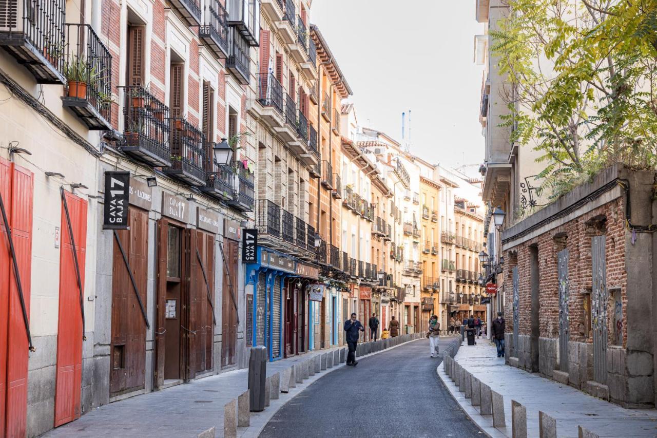 Latina XV Lägenhet Madrid Exteriör bild